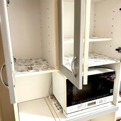 食器棚　の画像