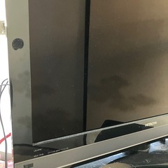 日立Woo 32インチTV, TV台, アンテナケーブルの画像
