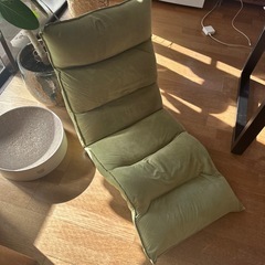 緑の座椅子の画像