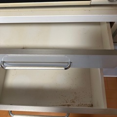 食器棚の画像