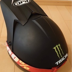 HJCヘルメットandゴーグルの画像