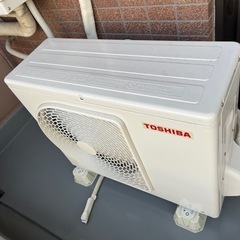 【新古品】東芝エアコン2023年製RAS-2213TM(W) の画像