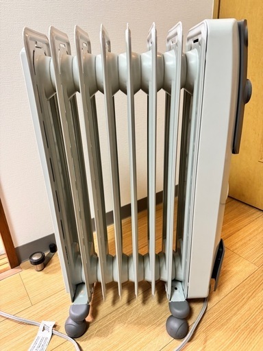 デロンギ　オイルヒーター