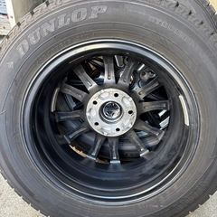 タイヤ ダンロップ ウィンターマックス 195/65R15 2021年製　
ノア　ヴォクシー80 スタッドレス　　の画像
