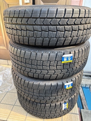 タイヤ ダンロップ ウィンターマックス 195/65R15 2021年製　
ノア　ヴォクシー80 スタッドレス