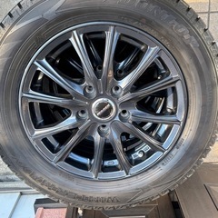 タイヤ ダンロップ ウィンターマックス 195/65R15 2021年製　
ノア　ヴォクシー80 スタッドレス　　の画像