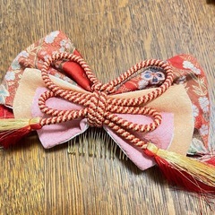 👘髪飾りの画像