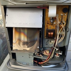 受付終了　ジャンク扱い　
ダイニチ石油ファンヒーター の画像