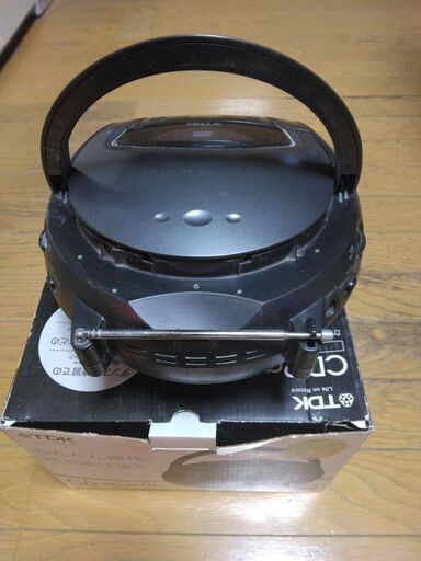 お値下げ　TDK　ポータブルCDラジオ　中古品