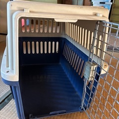 犬キャリアケース
の画像