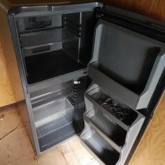 引き取りは無料、130L冷蔵庫！！の画像