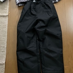 上着110パンツ120スキーウエアの画像