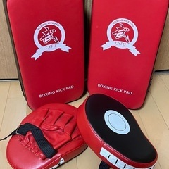キックミット パンチングミット
