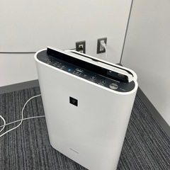 シャープ KC-L500Y-W ホワイト 加湿空気清浄機 プラズマクラスター7000 空気清浄23畳/加湿15畳の画像
