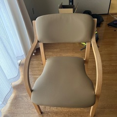 ダイニングチェアの画像
