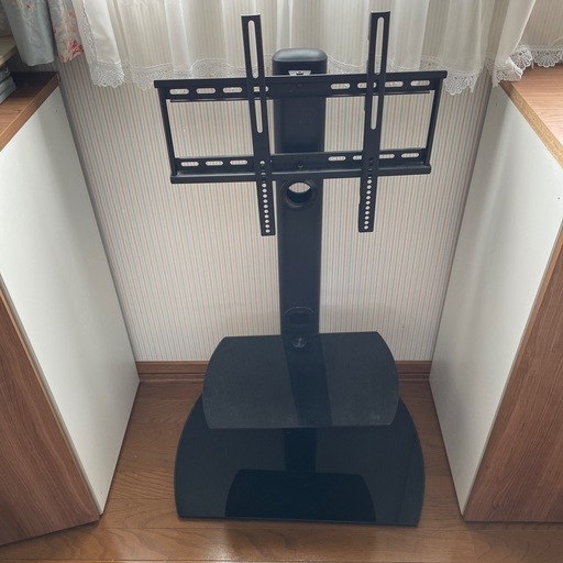 テレビスタンド　\n