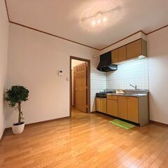 『初期費用+1ヶ月家賃無料』☆保証人不要★久留米市津福本町☆イン...