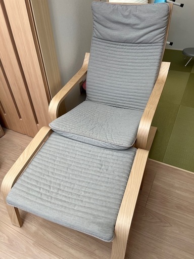 イケア　ポエング　オットマン付き