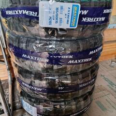 マッドタイヤ165/60R15MAXTREK