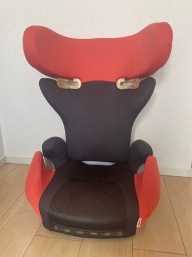 定価2万以上‼️高品質　アップリカ　チャイルドシート