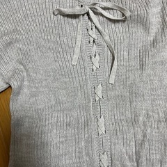 セシルマクビー  グレーセットアップの画像