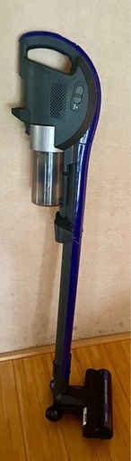 【動作確認済】コードレス掃除機Freed  サイクロン式 シャープ