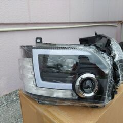 ハイエースレジアスエース200系の画像