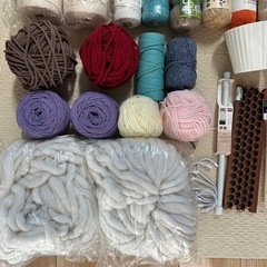 【マクラメ】多彩な糸や手芸材料セットの画像