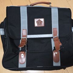 青〇中学校、通学カバン