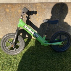 幼児用自転車　ストライダー