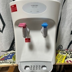 ペットボトル温冷水サーバー