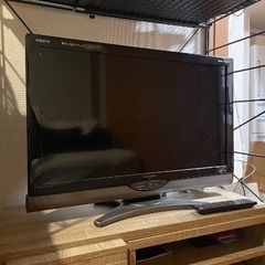 テレビ　32型