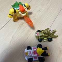 ⑤ハッピーセット　マリオカート、ピーチ姫カート、クッパ（オマケ）