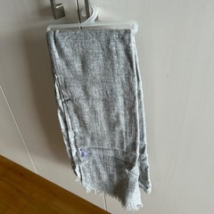 【新品　未使用】ユニクロ グレー マフラー 100%コットン