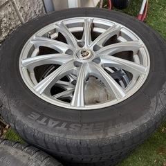 アルファード　アルミ付き　スタッドレスタイヤ225/60R17　　の画像