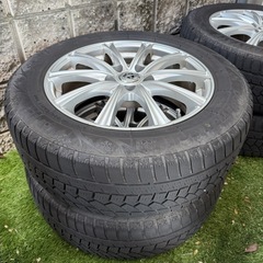 アルファード　アルミ付き　スタッドレスタイヤ225/60R17　　の画像