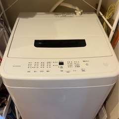 アイリスオーヤマ　洗濯機5キロ