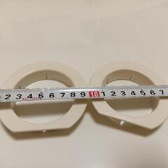 最終投稿  エアコンの取り付け口用 蓋 ２サイズの画像
