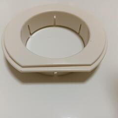 最終投稿  エアコンの取り付け口用 蓋 ２サイズの画像