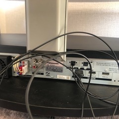 スピーカー付きテレビ台の画像