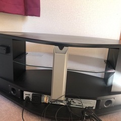 スピーカー付きテレビ台の画像