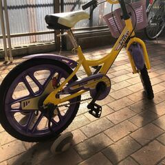 幼児用自転車18インチ（補助輪付き）の画像