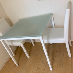 【お譲りします】ダイニングテーブル