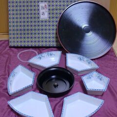 未使用　特選有田焼オードブルセット（回るお盆付）①　+おまけ三段重箱の画像