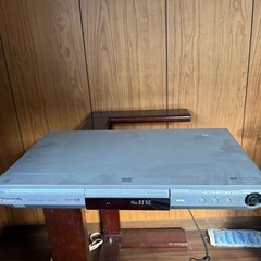 DVDプレーヤー差し上げます。