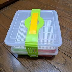 二段式ランチボックス