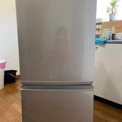 SHARP 2020年製の冷蔵庫 受け渡し決まりました。