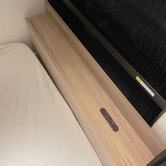 RASIKシングルベッド(マットレス付)の画像