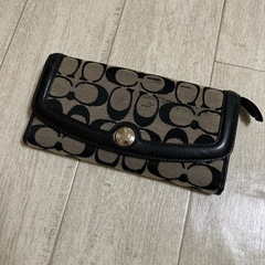 coach 
財布