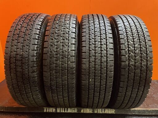 【TOYO DELVEX 935 195/80R15 107/105N LT】スタッドレス【日産 アトラス 純正ホイール 15インチ 5.5J6HPCD170】22年製　(VTK109)